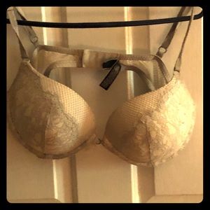 Victoria secret White silver lace bra